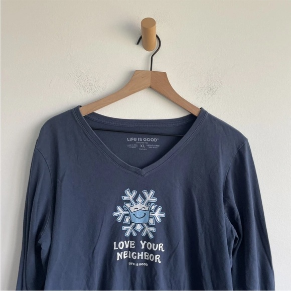 Life Is Good Women's Crusher T Shirt LS Love Your Neighbor Snow Flake Blue XL - Picture 3 of 9